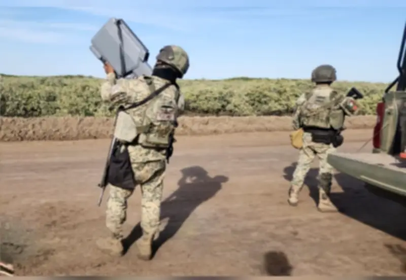 Ejército derriba dron y desactiva cámaras clandestinas en operativo en Navolato, Sinaloa