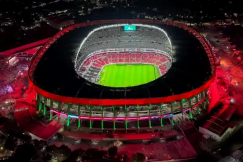 El estacionamiento para el América vs Cruz Azul supera los mil pesos en el Azteca