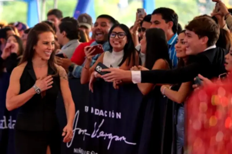 El Festival Internacional de Cine en Guadalajara Inaugura con Estilo Rojinegro