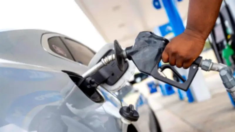 El petróleo se dispara por tensiones entre Estados Unidos e Irán