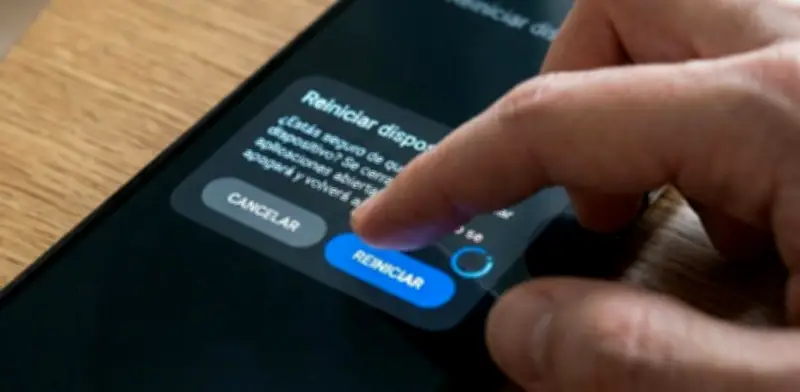 El truco de seguridad digital: por qué debes reiniciar tu celular cada domingo