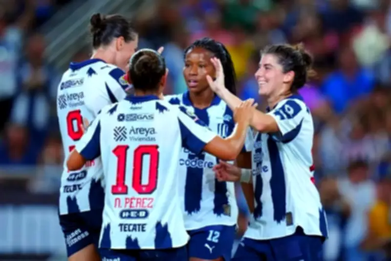 Emili Gielnik brilla con tripleta: Rayadas aplasta 3-0 a Pumas en el Clausura 2026