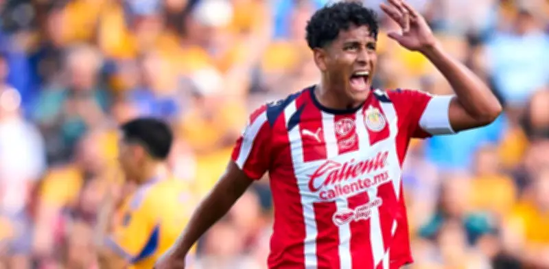 Error de Luis Romo ante Tigres desata críticas en redes sociales