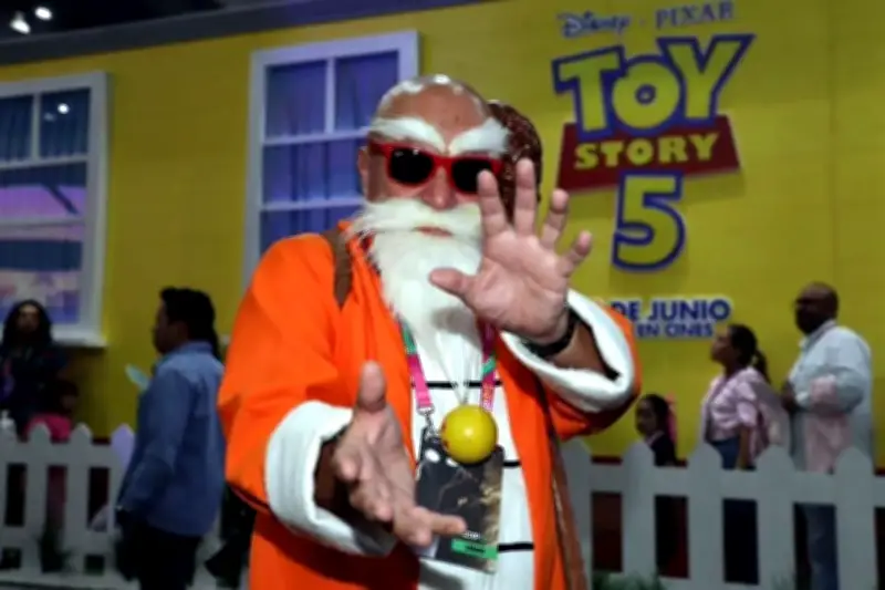 Espadas, seres espaciales y más en la CCXP 2026