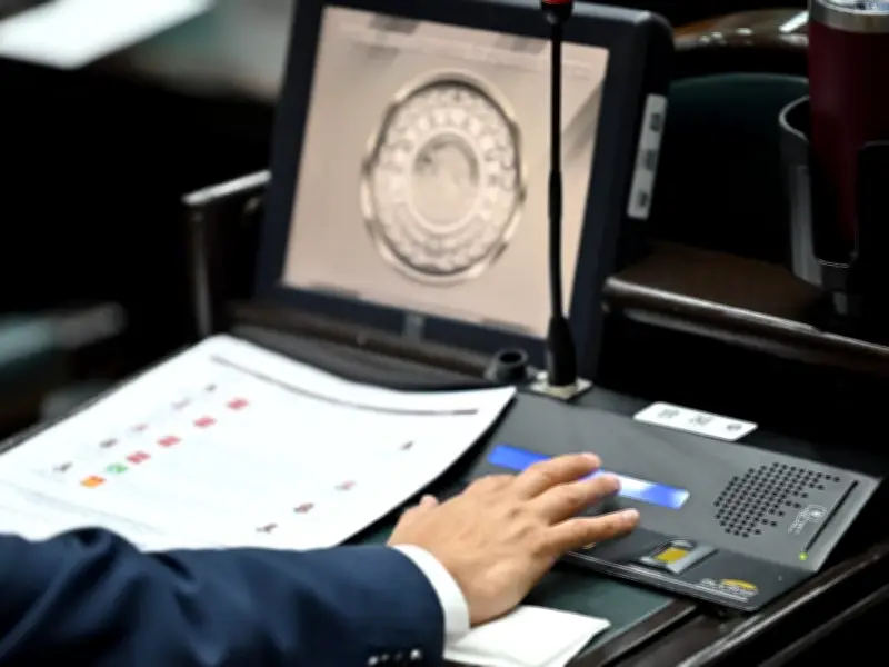 Estado de México elimina prisión vitalicia y establece pena máxima de 70 años