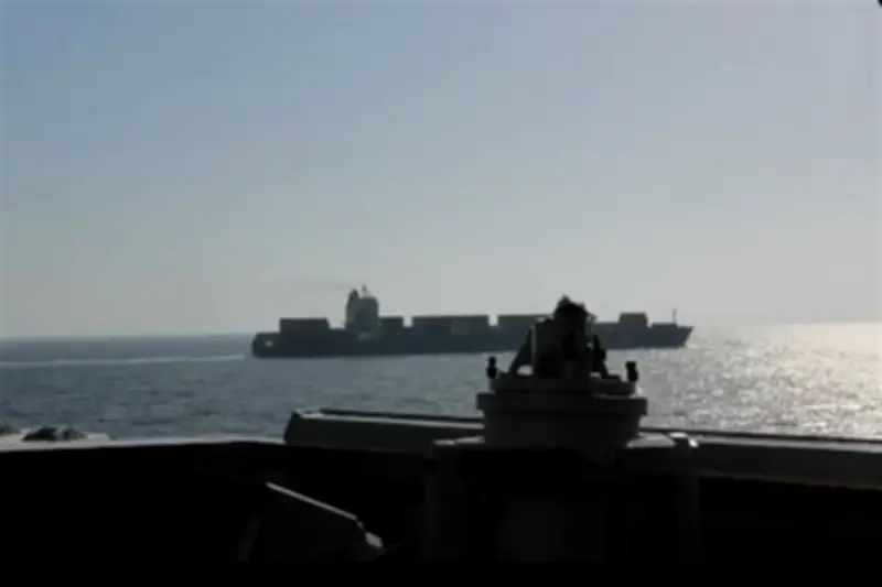 Estados Unidos intercepta buque iraní en el Mar Arábigo por armas