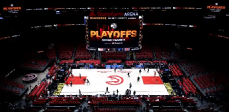 Exdirectivo de Hawks condenado por desviar 3.7 millones en lujos