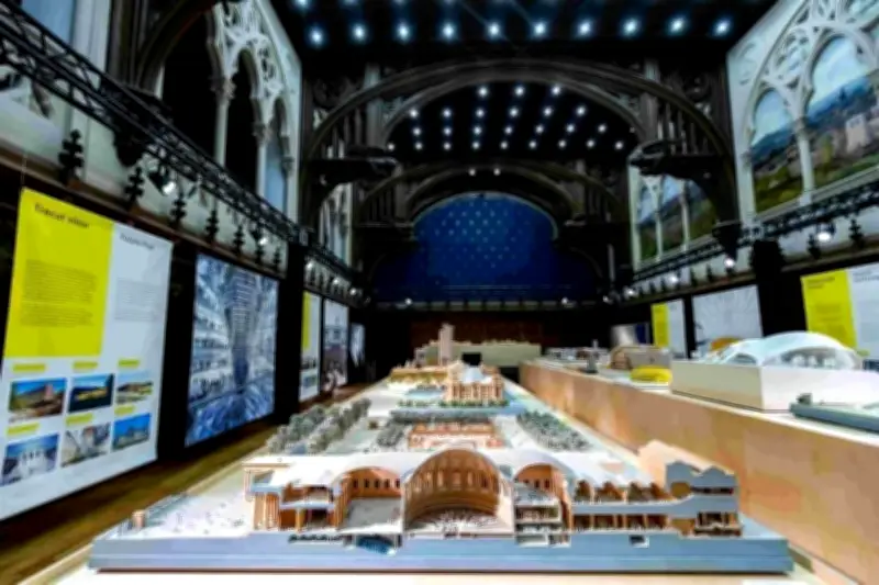 Exponen obra de Foster en Rumania: arquitectura sustentable