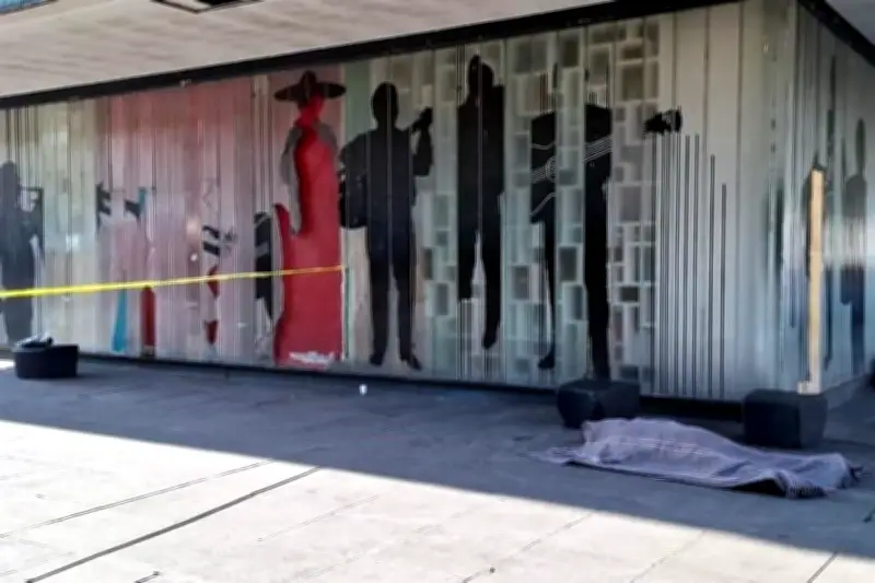 Fallece hombre en Plaza Garibaldi tras presunta riña; autoridades investigan