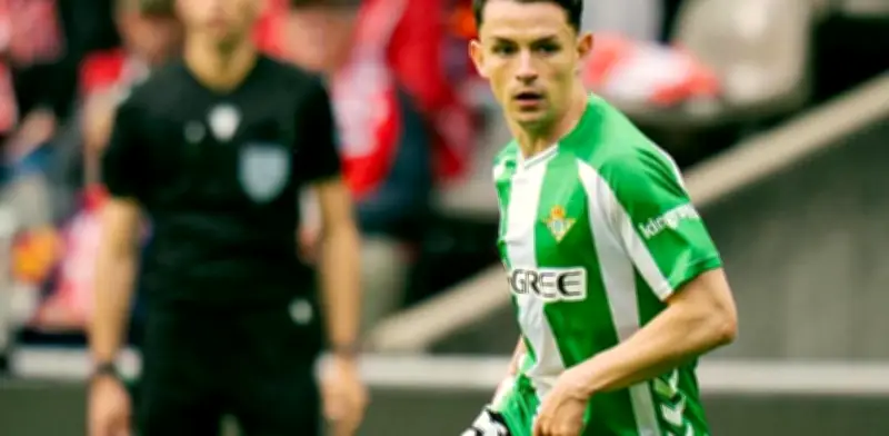 Fidalgo en la banca del Betis preocupa a la Selección Mexicana de cara al Mundial