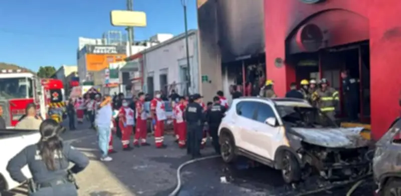 Fiscalía de Sonora descarta atentado en explosión de Waldo's; apunta a falla eléctrica accidental