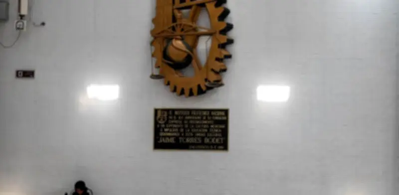 Fundación del IPN denuncia irregularidades ante la FGR