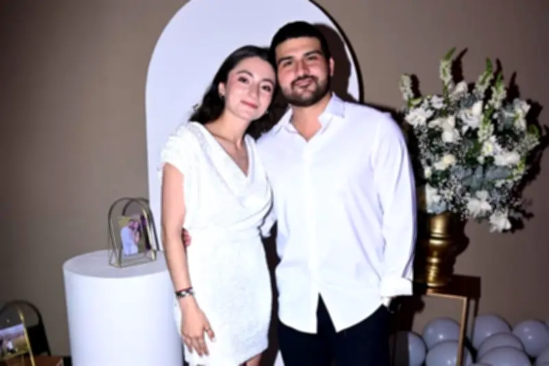 Futuro Enlace: Celebración de Compromisos Matrimoniales en la Alta Sociedad Mexicana