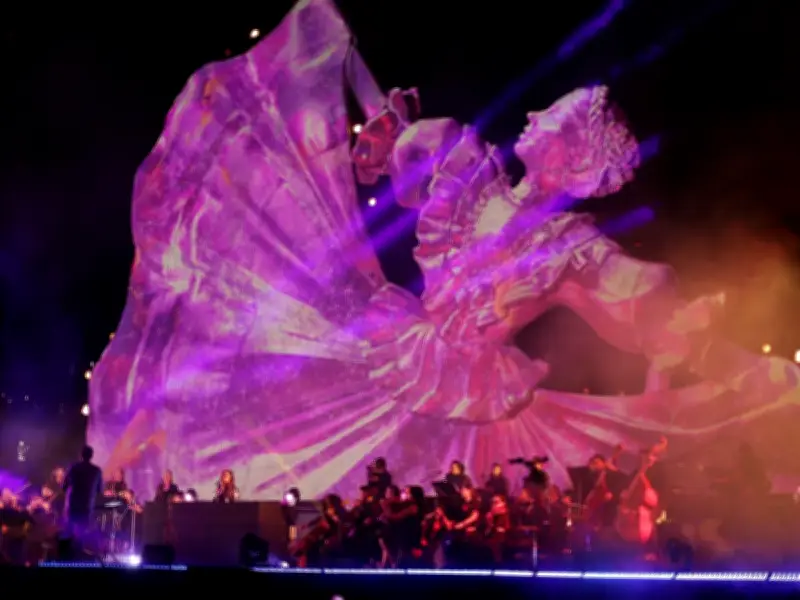 GDLuz 2026: Guadalajara se ilumina con más de 220 mil asistentes en su inauguración