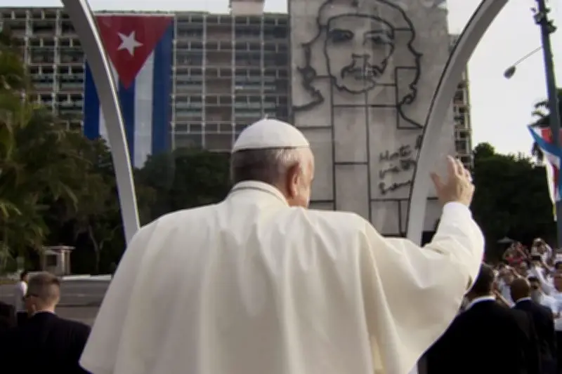 Gianfranco Rossi honrado por documental sobre el Papa Francisco