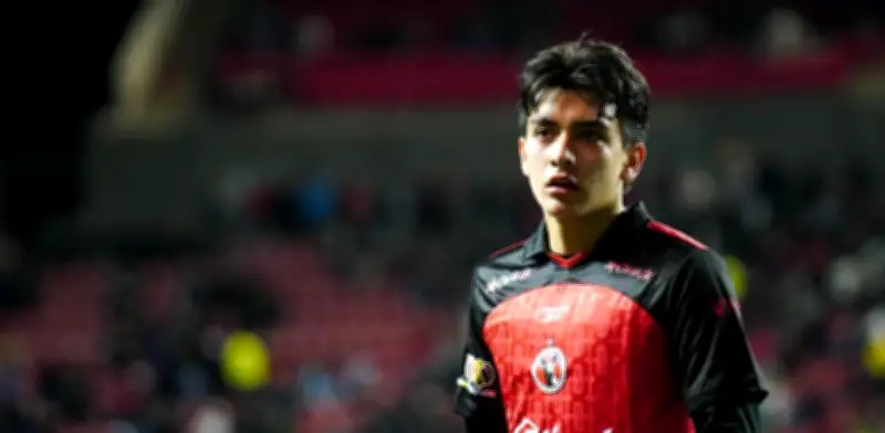 Gilberto Mora lidera victoria de Xolos sobre Pachuca y mantiene sueño de liguilla