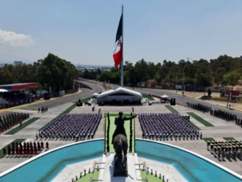 Gobierno de Puebla licita 20 mil sillas para conmemoración de la Batalla del 5 de Mayo
