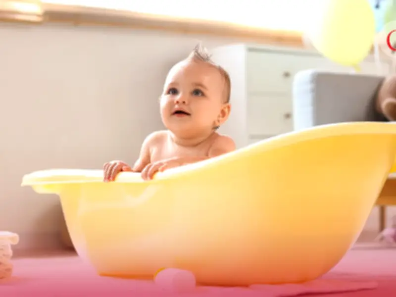 Guía completa para bañar a tu bebé: consejos prácticos para padres primerizos