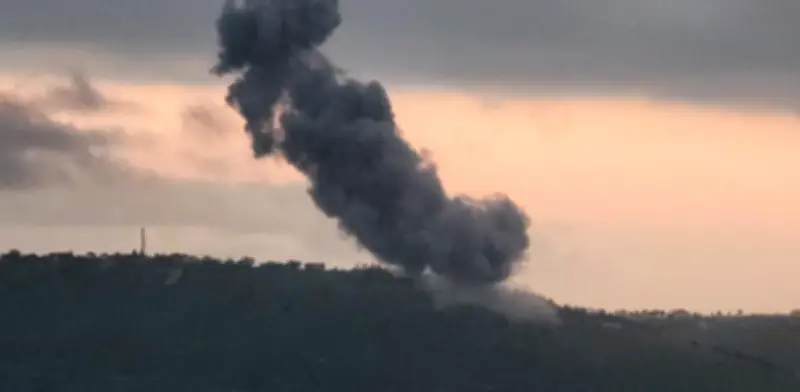 Guerra en Oriente Medio escala con Trump, Irán y petróleo arriba de 100 dólares