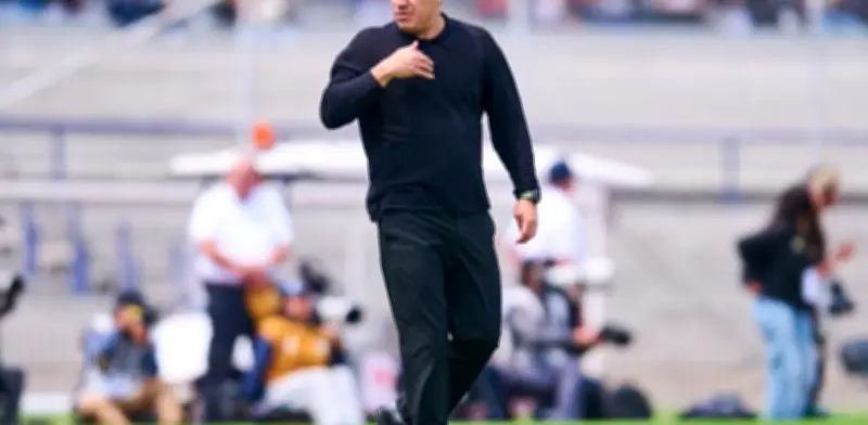 Hermosillo se rinde ante el éxito de Pumas y elogia el trabajo de Efraín Juárez