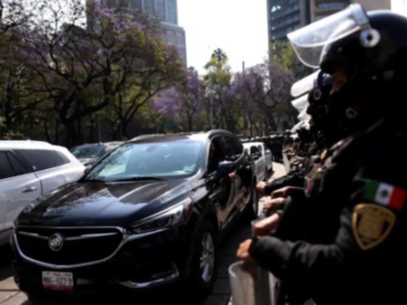 Hoy No Circula en CDMX y Edomex: restricciones para vehículos amarillos este lunes