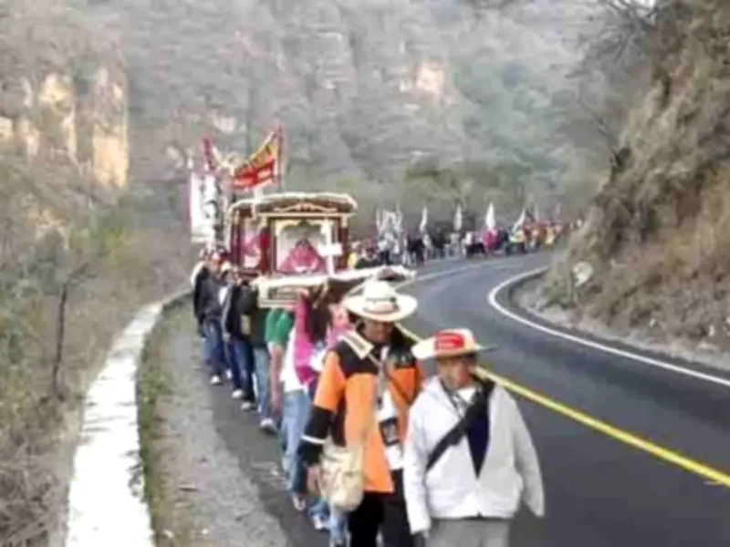 Huixquilucan despliega operativo especial de seguridad para peregrinos en Semana Santa