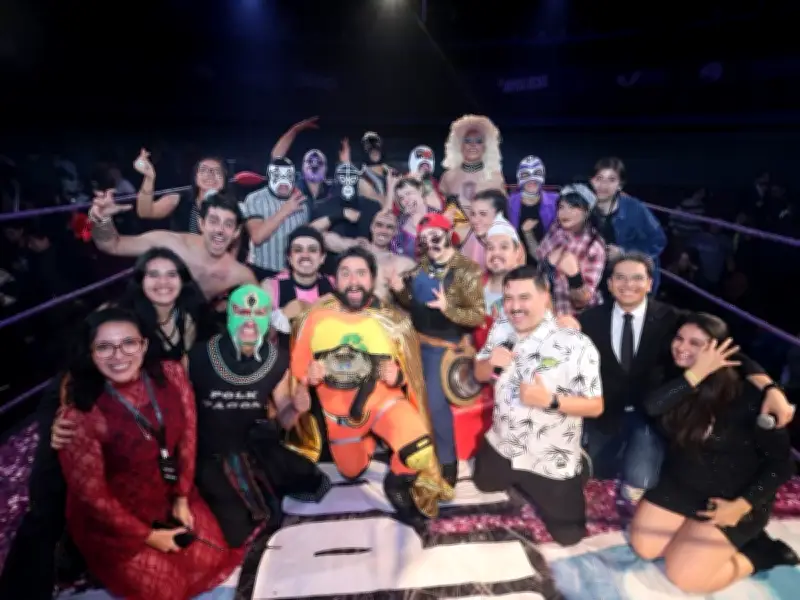 ImproLucha celebra 20 años con torneo internacional: teatro, lucha libre e improvisación se fusionan