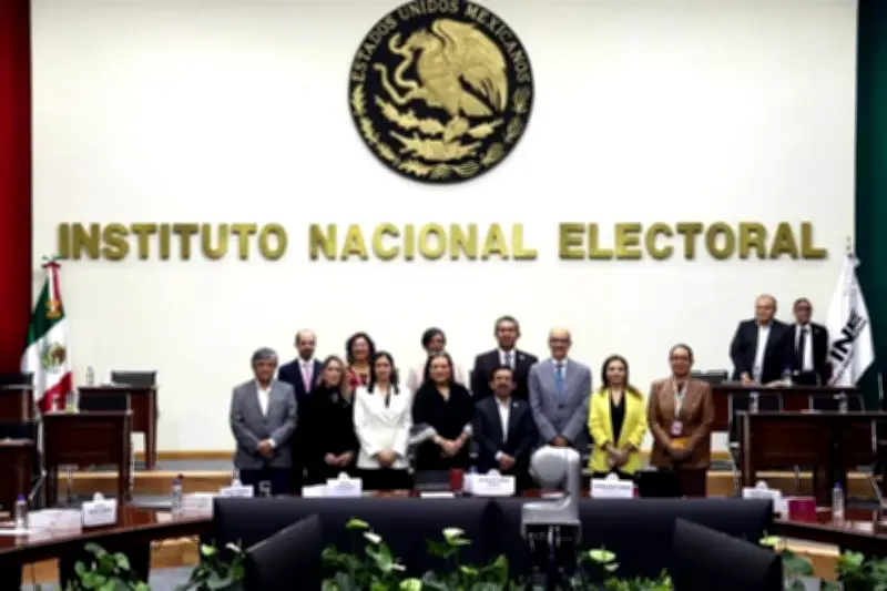 INE aprueba reducción de sueldos hasta 2027