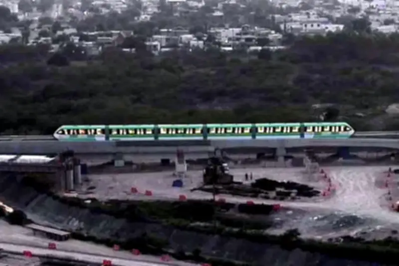 Inician pruebas del monorriel en la CDMX