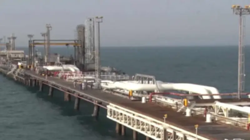 Irán incrementa exportaciones de petróleo y cierra venta a India pese a conflicto bélico