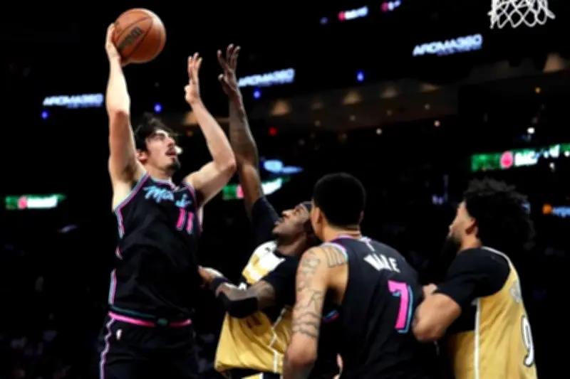 Jaime Jaquez Jr. despliega 32 puntos y el Heat de Miami arrasa 152-136 a los Wizards