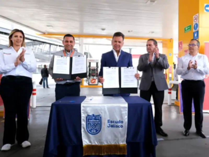 Jalisco suma 47 estaciones OXXO GAS a red de Puntos Seguros para proteger a mujeres y menores