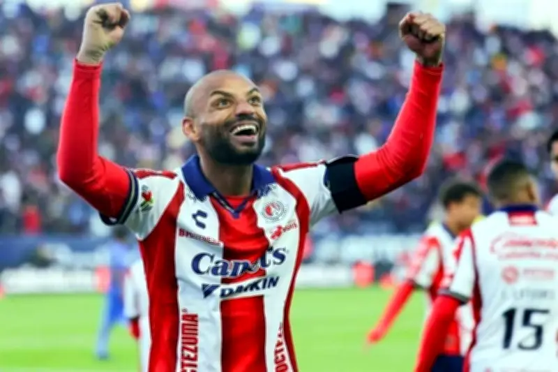João Pedro, bicampeón de goleo en la Liga MX