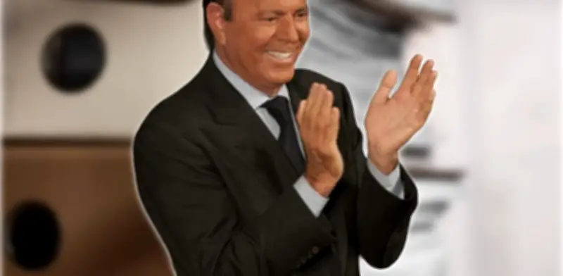 Julio Iglesias libre de denuncia por agresión sexual tras archivo de Fiscalía española