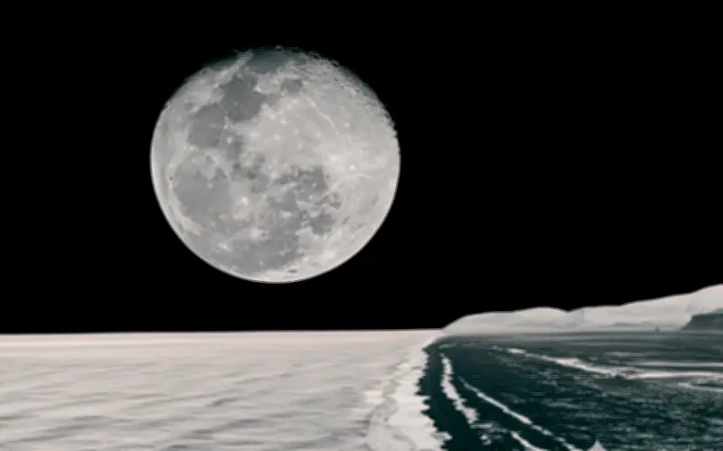 La influencia gravitacional de la Luna en las mareas oceánicas: explicación científica