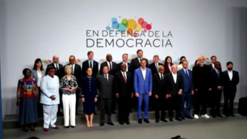 Líderes de Izquierda Exhortan a Proteger la Democracia Mexicana