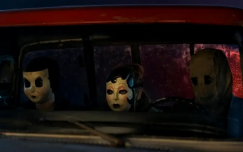 Los Extraños Capítulo 3 Llega a la Cartelera: Terror y Suspenso en el Epílogo de la Saga