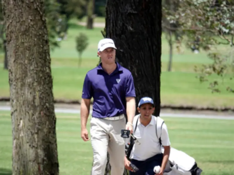 Luis Carrera avanza en Singapur Open; Lebrija y De la Fuente eliminados