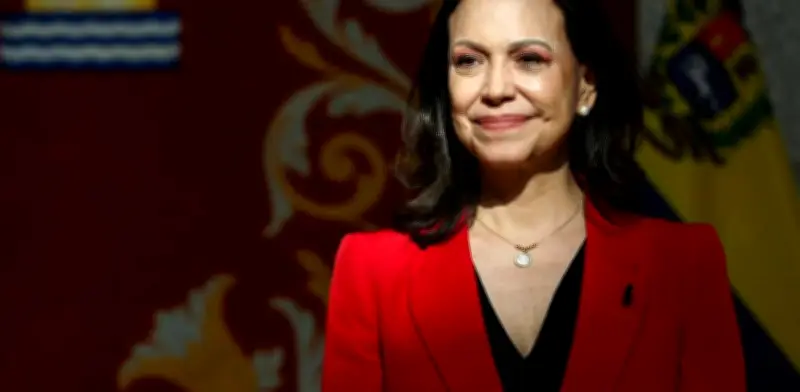 Machado convoca multitud en Madrid y urge prepararse para el retorno a Venezuela