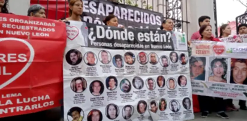 Madres buscadoras en Nuevo León realizan visita de siete templos en Semana Santa