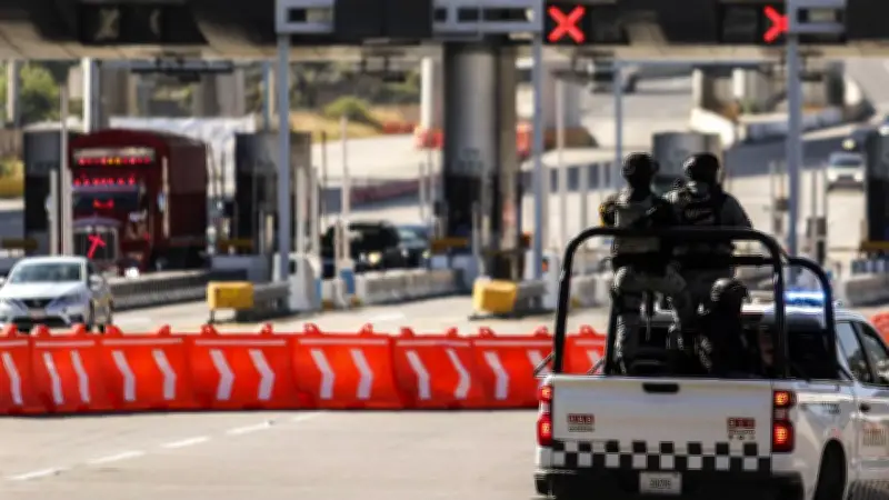Manifestantes bloquean la autopista México-Cuernavaca en Tlalpan por crisis hídrica