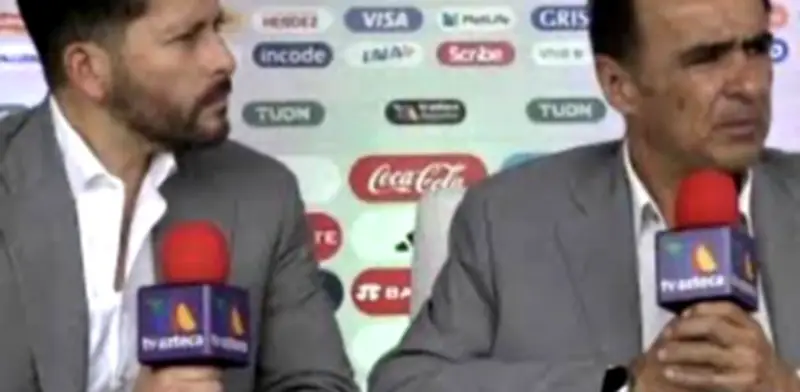 Medrano corrige a Guerrero en vivo: '¿A dónde vas, güey?' en transmisión de Liga MX