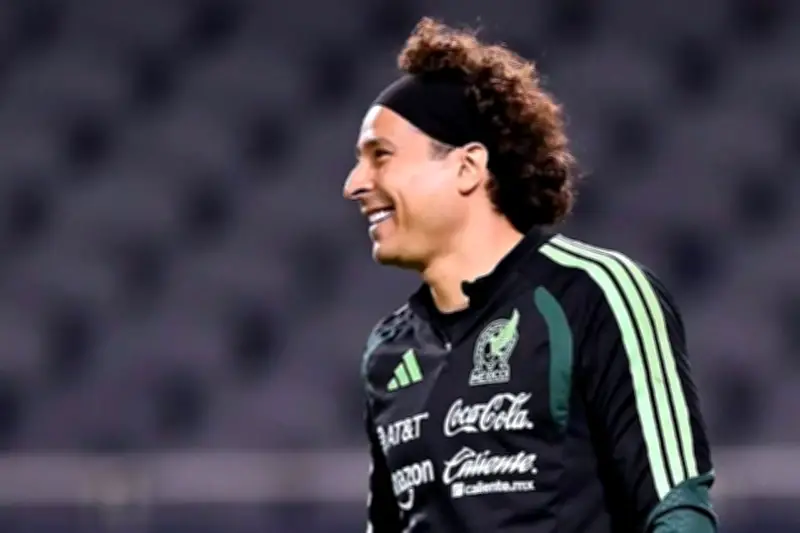 Memo Ochoa acaricia su sexto Mundial en Qatar 2026