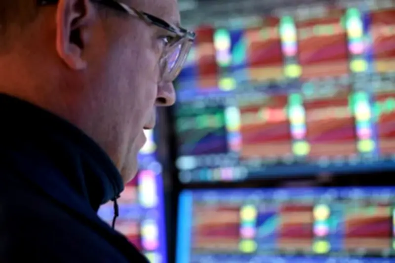 Mercados de EU Inician Jornada con Leve Caída Tras Datos Económicos