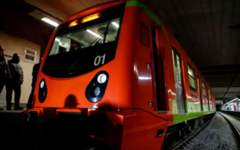 Metro CDMX: Horario Normal este Sábado de Gloria, pero Persisten Cierres por Obras del Mundial 2026
