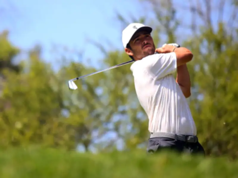 Mexicanos Madariaga y Ortiz brillan en Tulum Championship del Korn Ferry Tour