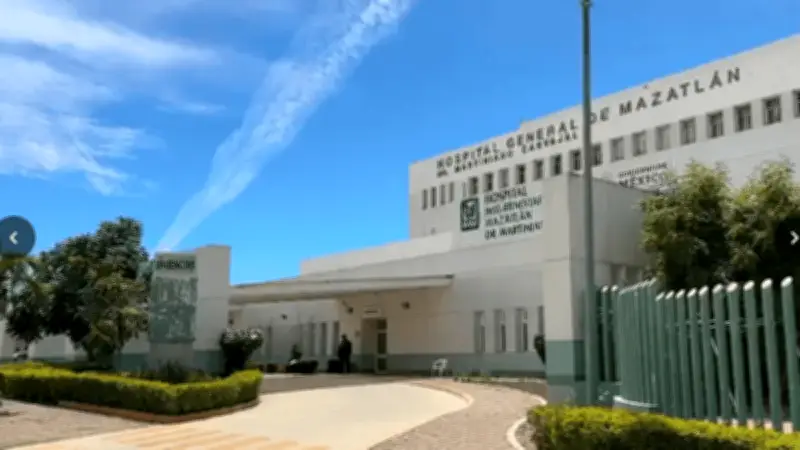 Minero sobreviviente Francisco Zapata recibe alta hospitalaria tras 14 días atrapado