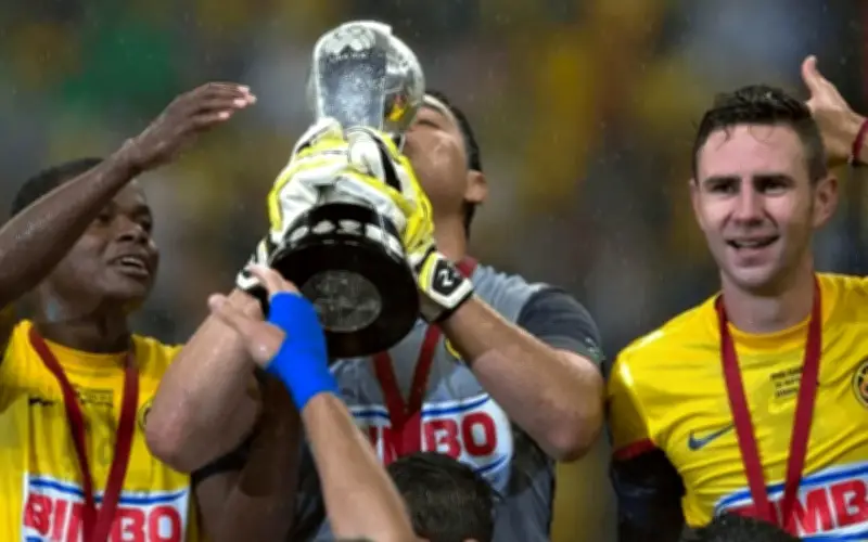 Moisés Muñoz rompe el silencio tras emergencia médica por dolor abdominal