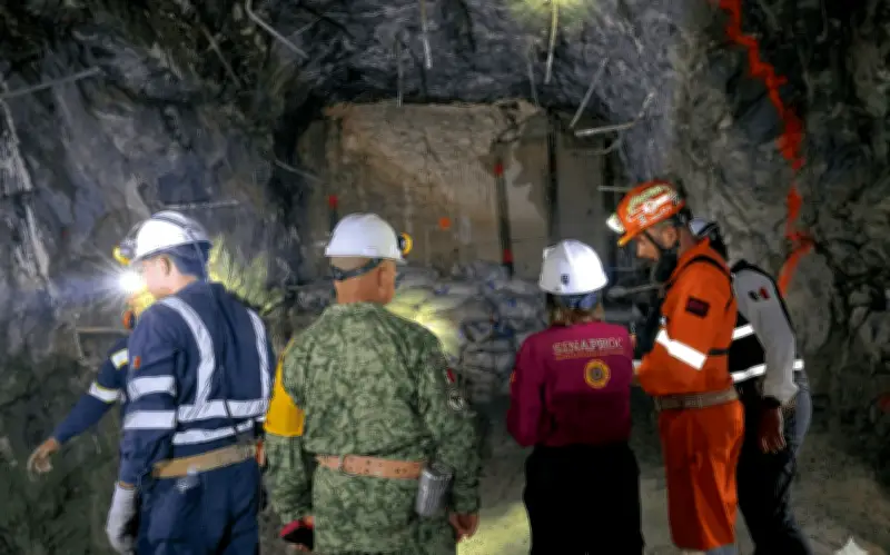 Más de 300 elementos trabajan en rescate de mineros atrapados en Santa Fe, Sinaloa