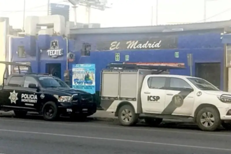 Muere mujer mientras bailaba con su pareja en un bar